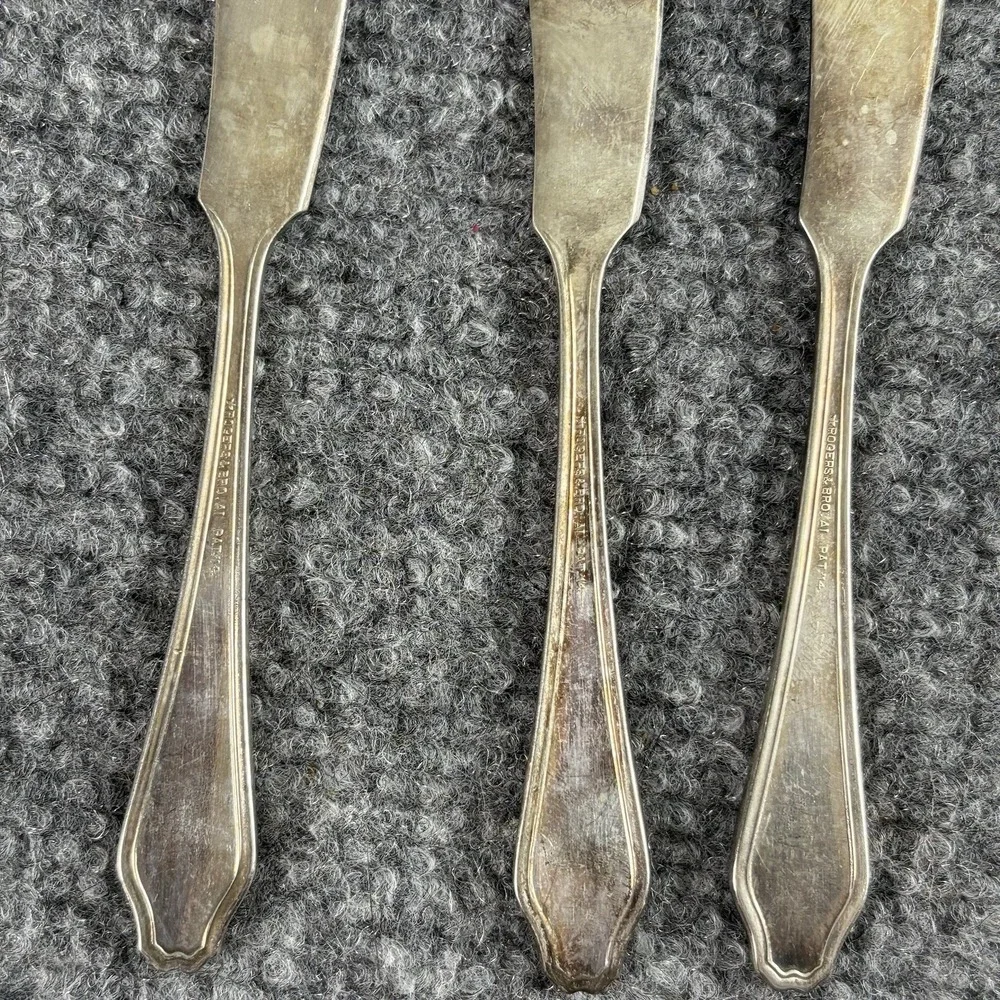 Vintage Rogers & Bro. Garland 1914 A1 Silverplate Butter Spreaders Set of 6